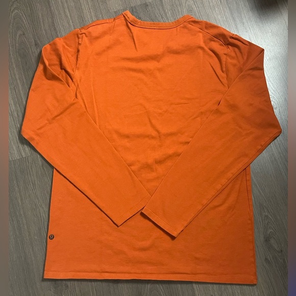 Lululemon Longsleeve - Picture 4 of 8